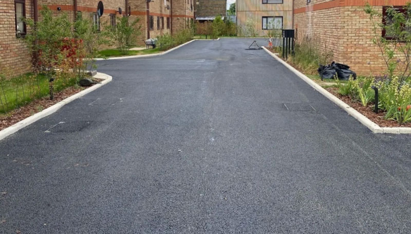 Tarmacadam Virginia Water